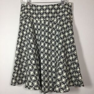 100% cotton gauzes wide weave cream skirt with black pattern silver sequins sz8